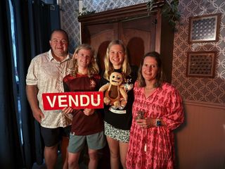Wardrobe for sale at Escaparium